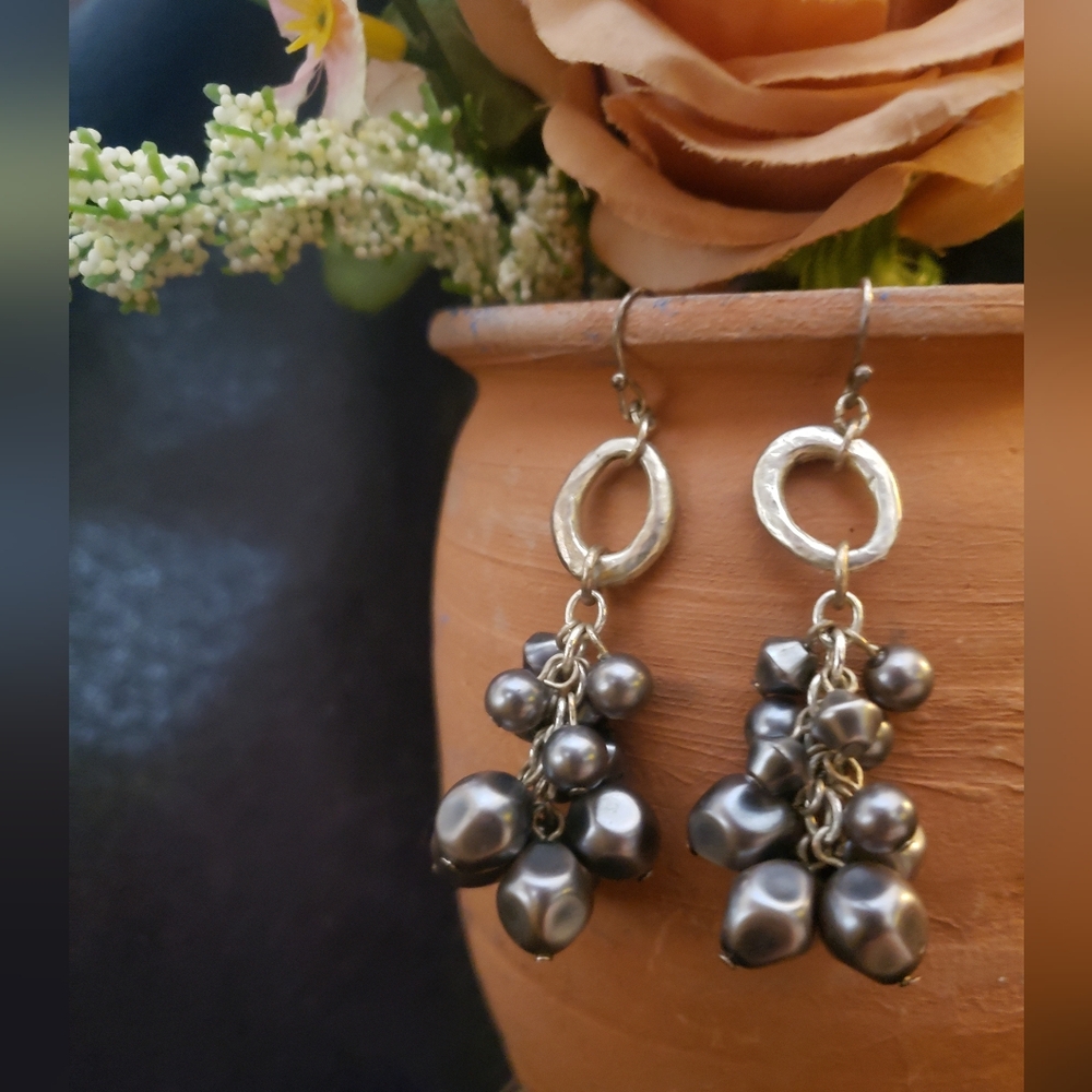 💥 HOT Gunmetal Gray Cluster Dangle Earrings - Boho Statement Jewelry Refined